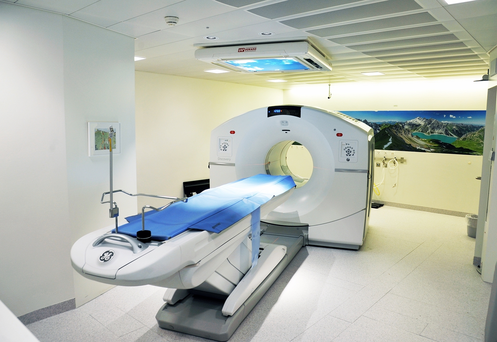 Neues PET/CT-Gerät der Nuklearmedizin installiert