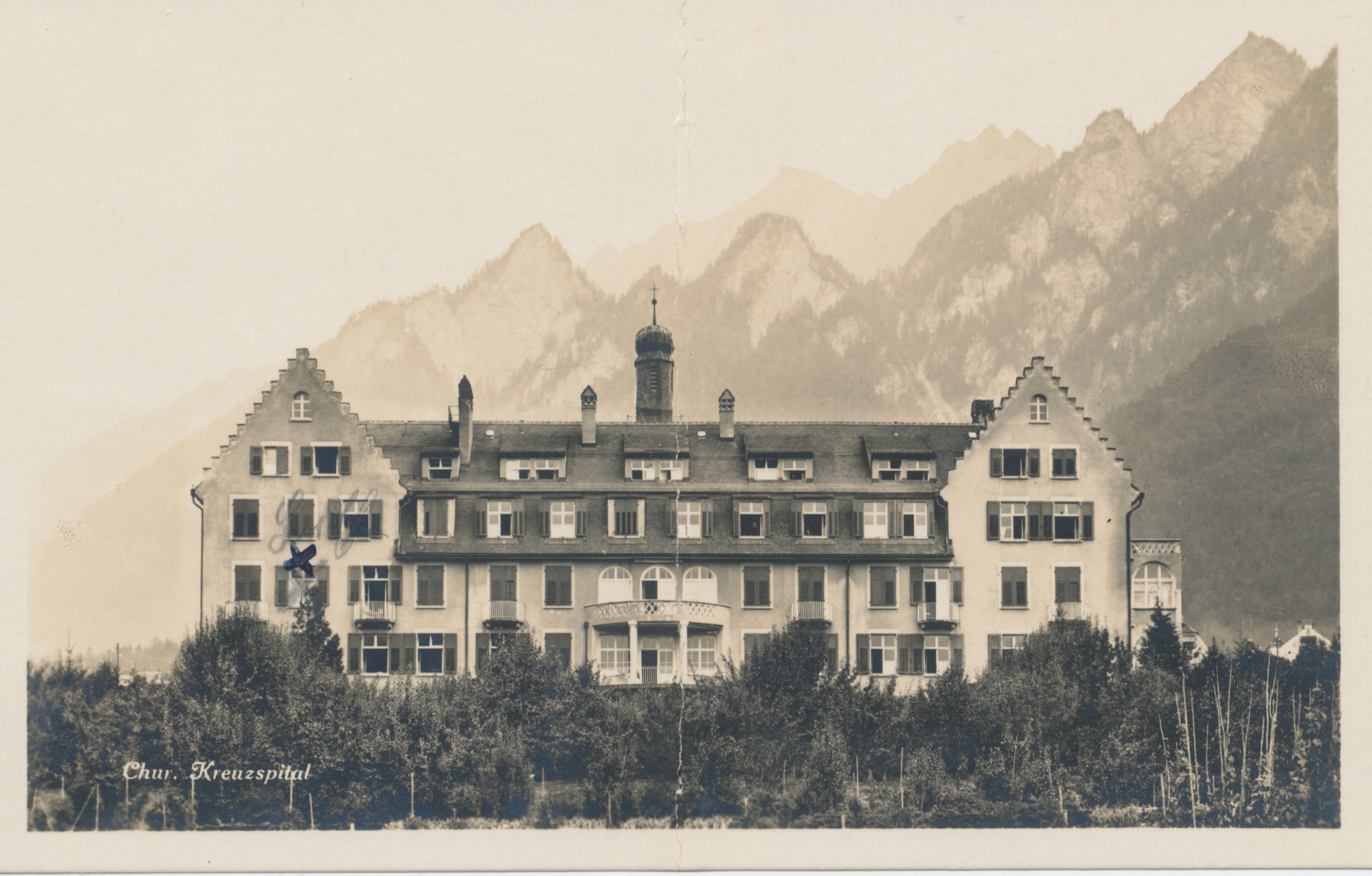 17. April 1912: Bezug des Kreuzspitals an der Loëstrasse