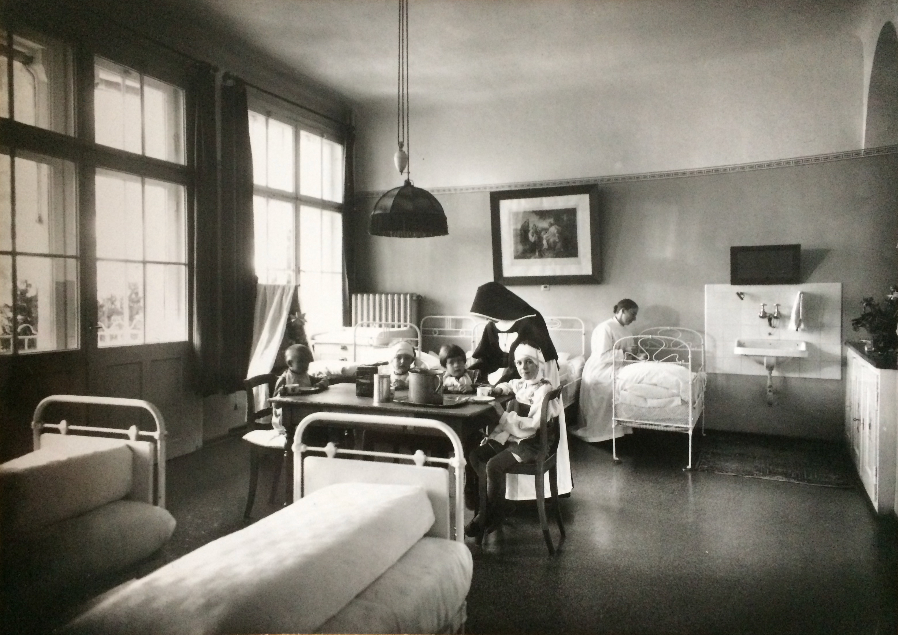 1912: Kinderzimmer im Kreuzspital