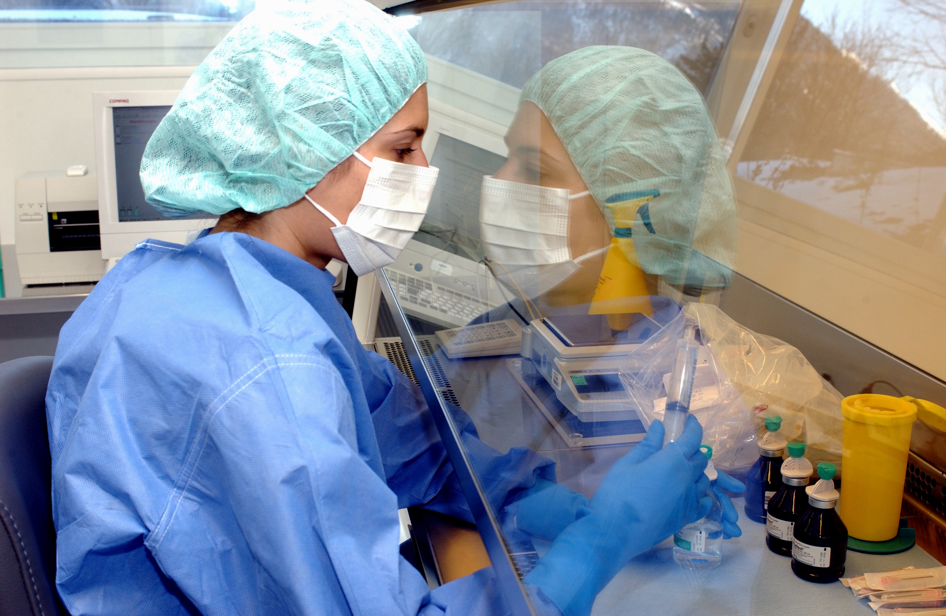 2005: Die zentrale Zytostatikazubereitung am Kantonsspital