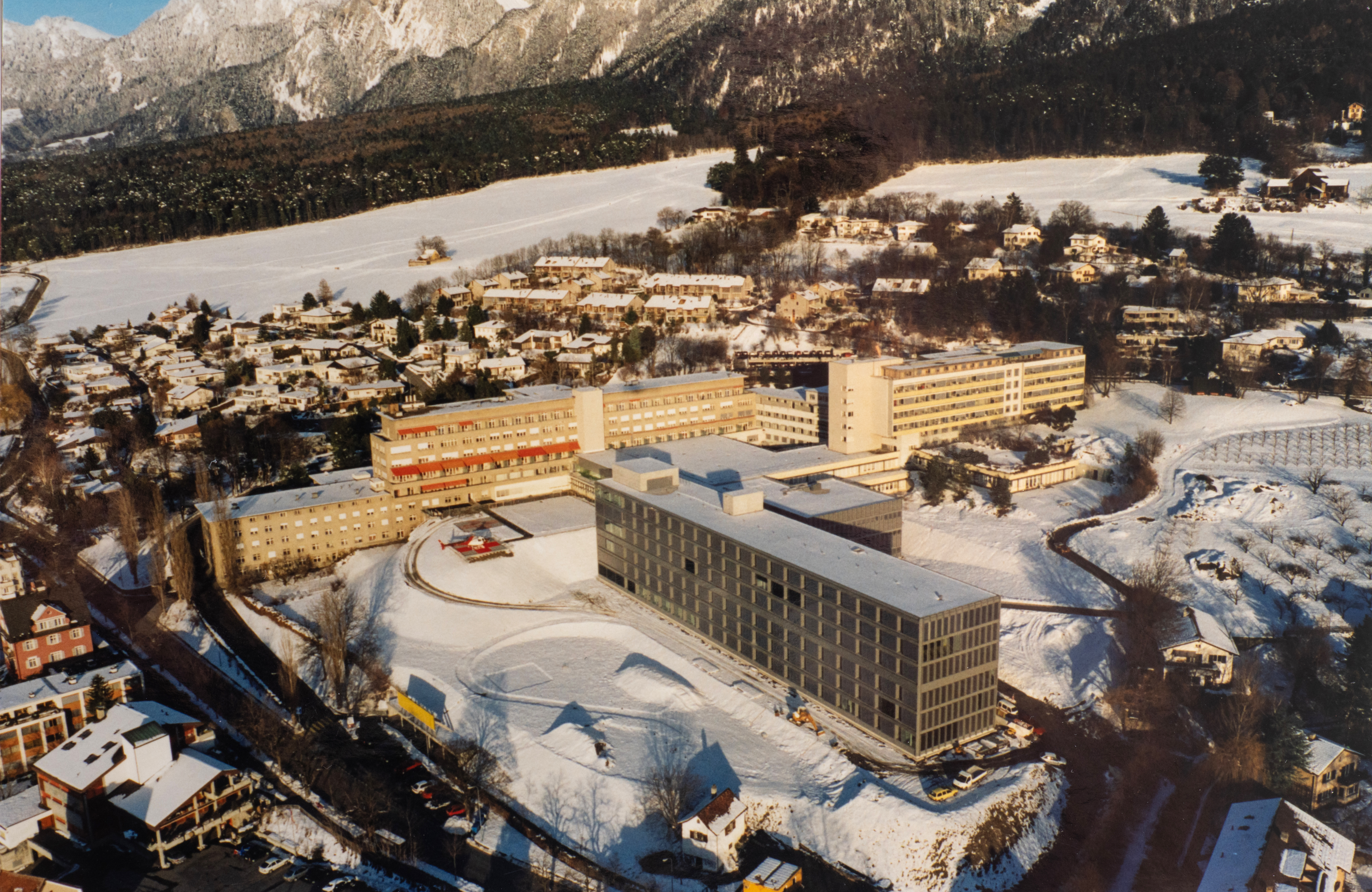 2001: Gesamtansicht des Kantonsspitals