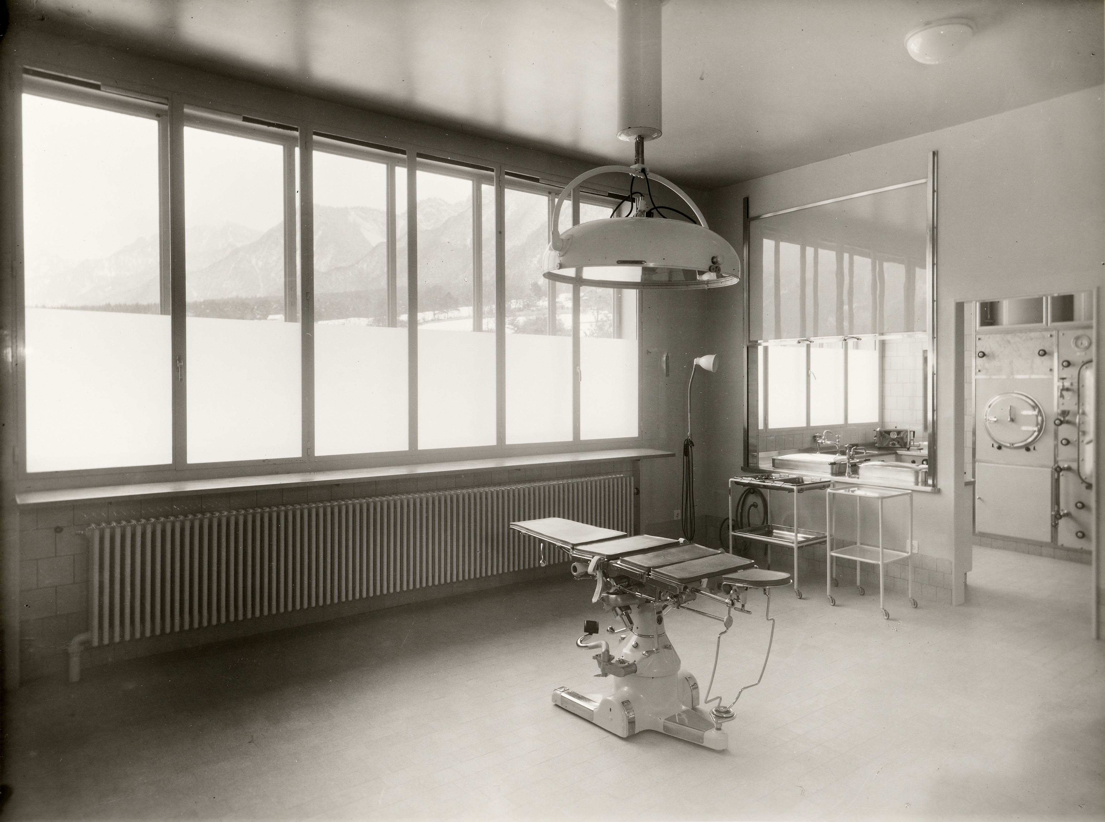1941: Operationssaal im Kantonsspital