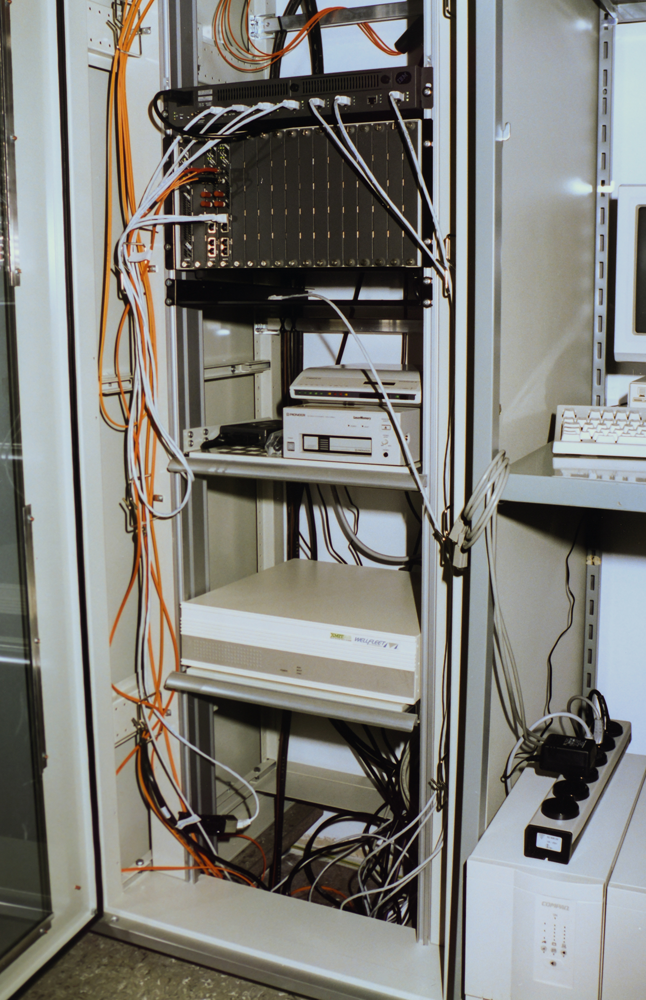 1996: Der Server des Rätischen Kantons- und Regionalspitals
