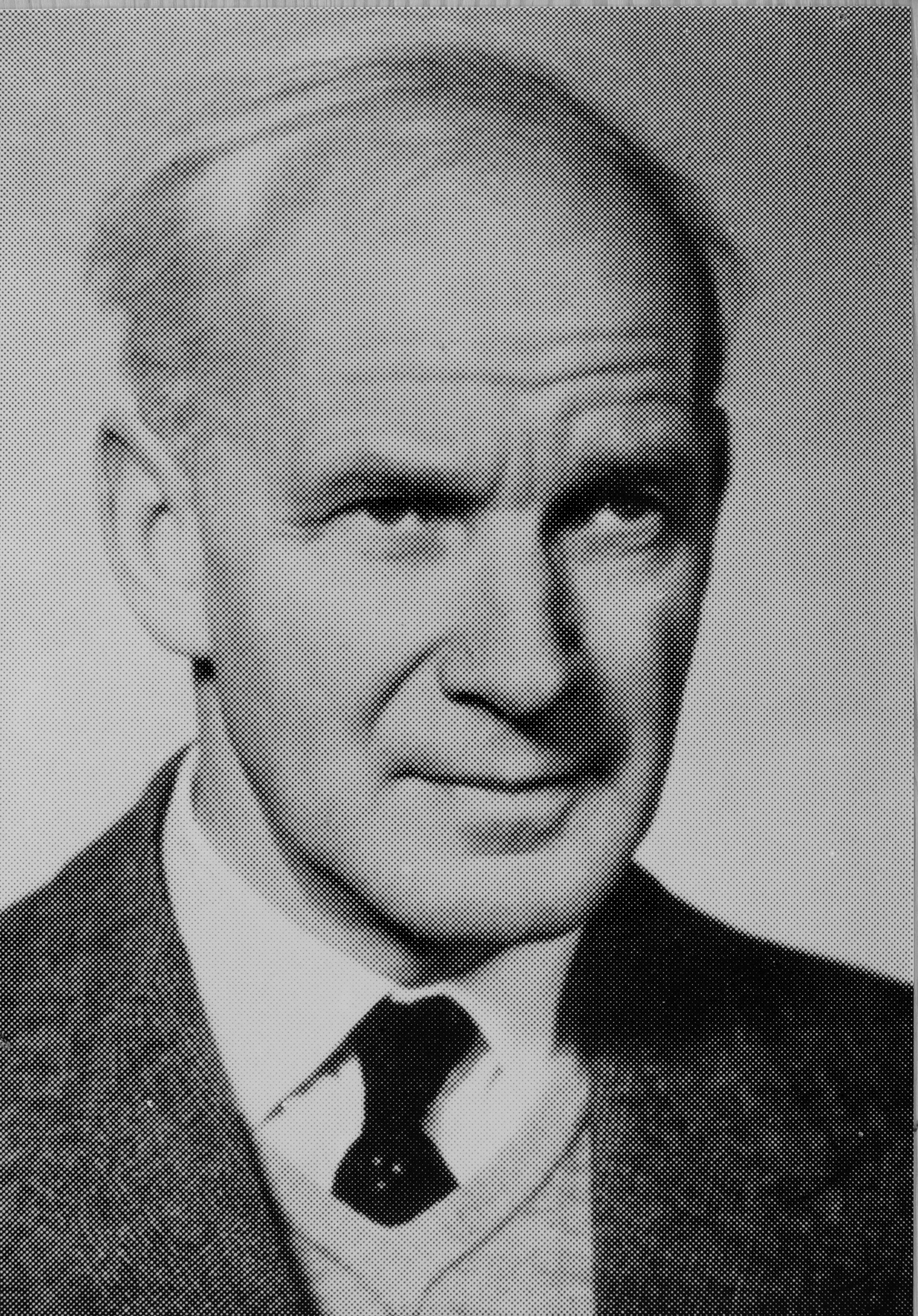 1941: Dr. Fritz Becker, erster Spitaldirektor von 1941 bis 1956